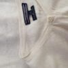Tommy hilfiger Rozmiar M Kolor Kremowy Crew Neck Bluzka Zapinana Rękaw 3/4 Materiał Bawełna