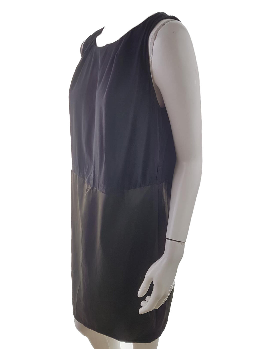 Won hundred Rozmiar 38 Kolor Czarny Okrągły dekolt Sukienka Sheath Bezrękawnik Do Kolan Materiał Wiskoza 100% Won hundred Rozmiar 38 Kolor Czarny Okrągły dekolt Sukienka Sheath Bezrękawnik Do Kolan Materiał Wiskoza 100%