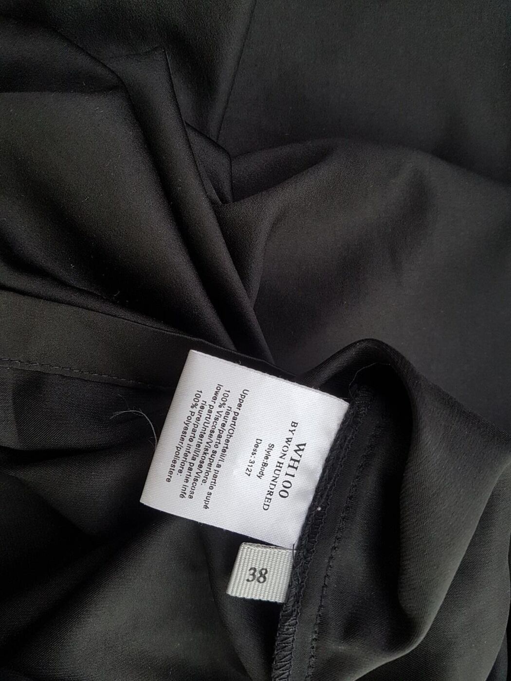 Won hundred Rozmiar 38 Kolor Czarny Okrągły dekolt Sukienka Sheath Bezrękawnik Do Kolan Materiał Wiskoza 100% Won hundred Rozmiar 38 Kolor Czarny Okrągły dekolt Sukienka Sheath Bezrękawnik Do Kolan Materiał Wiskoza 100%