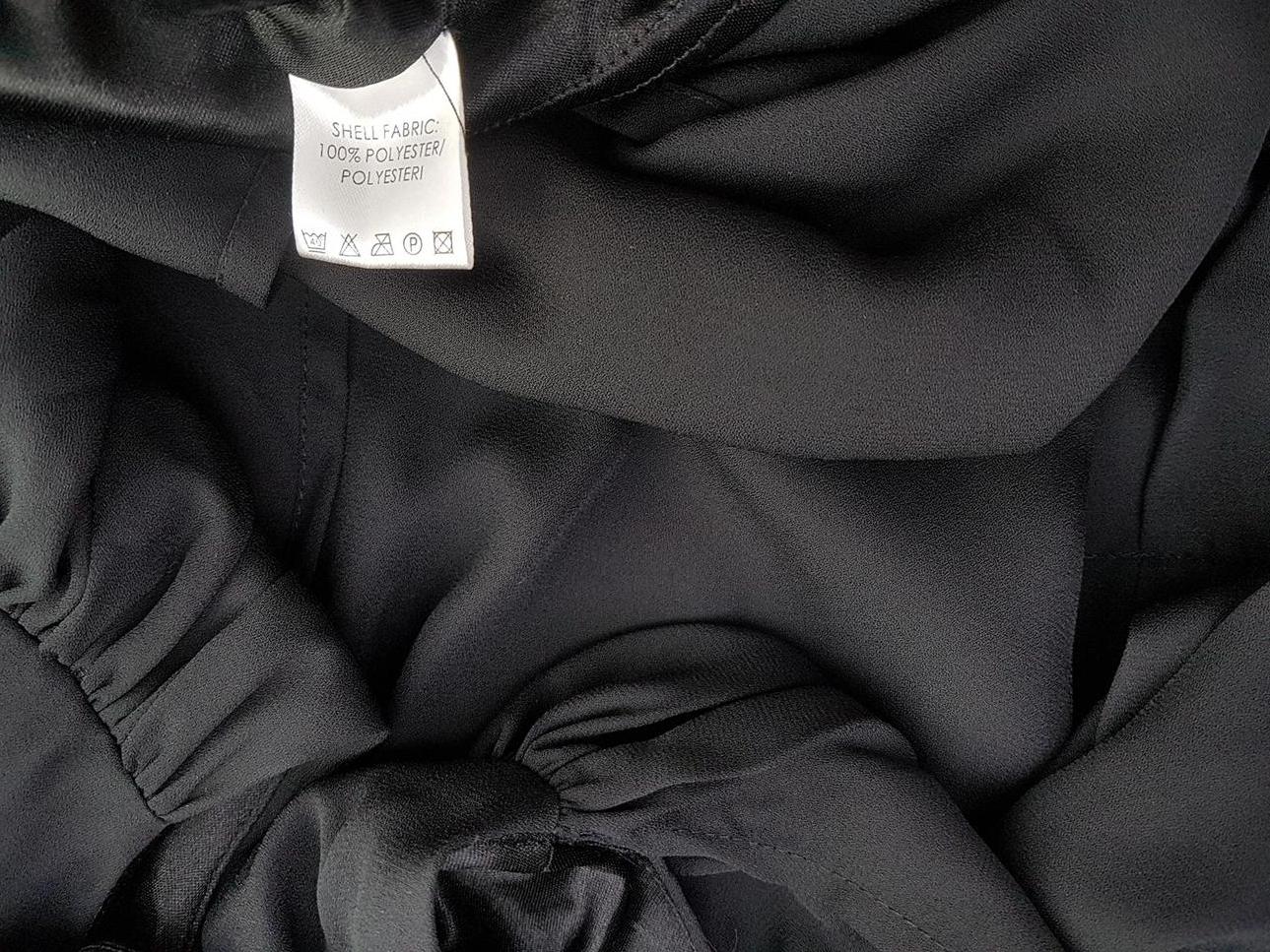 Flash Woman Rozmiar M Kolor Czarny W serek Sukienka Prostokątna Bezrękawnik Midi Flash Woman Rozmiar M Kolor Czarny W serek Sukienka Prostokątna Bezrękawnik Midi