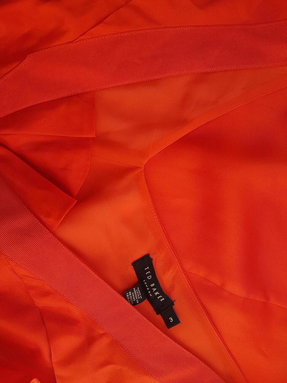 Ted Baker London Rozmiar 3 (S) Kolor Czerwony Kwadratowy dekolt Suknia Balowa Sukienka Wieczorowa Bezrękawnik Do Kolan Materiał Jedwab 100% Ted Baker London Rozmiar 3 (S) Kolor Czerwony Kwadratowy dekolt Suknia Balowa Sukienka Wieczorowa Bezrękawnik Do Kolan Materiał Jedwab 100%