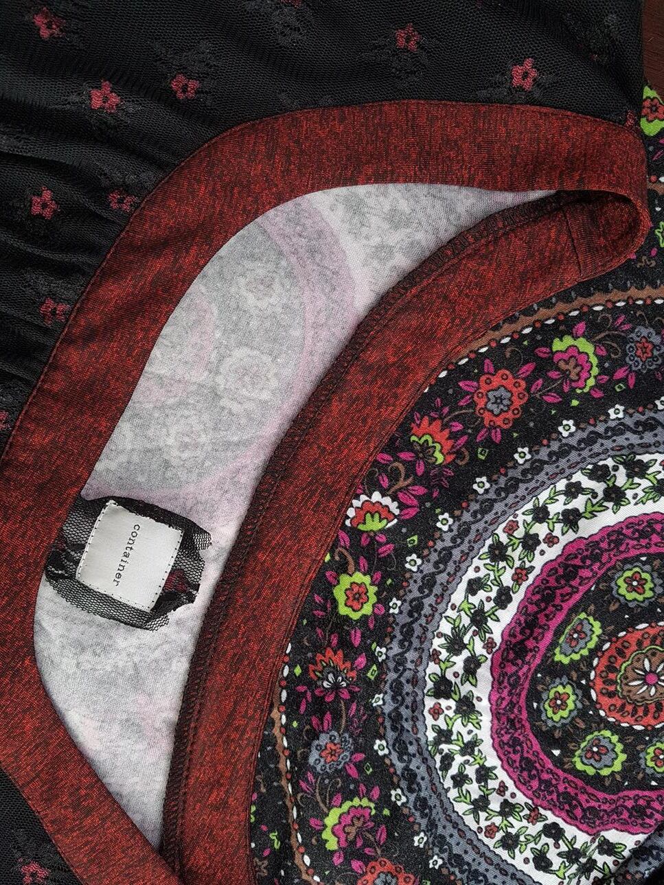 CONTAINER Rozmiar L Kolor Czarny Kwadratowy dekolt Sukienka Sheath Krótki rękaw Midi Materiał Rayon CONTAINER Rozmiar L Kolor Czarny Kwadratowy dekolt Sukienka Sheath Krótki rękaw Midi Materiał Rayon