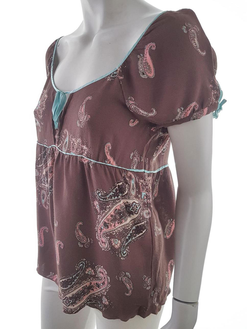 20190712_141405.jpg BZR Rozmiar 38 Kolor Brązowy Paisley Keyhole Crew Neck Bluzka Krótki rękaw Materiał Wiskoza 100%