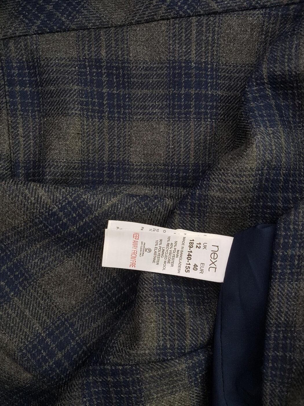 Next Rozmiar 12 (40) Kolor Szary Krata Okrągły dekolt Sukienka Sheath Krótki rękaw Midi Materiał Wiskoza Next Rozmiar 12 (40) Kolor Szary Krata Okrągły dekolt Sukienka Sheath Krótki rękaw Midi Materiał Wiskoza