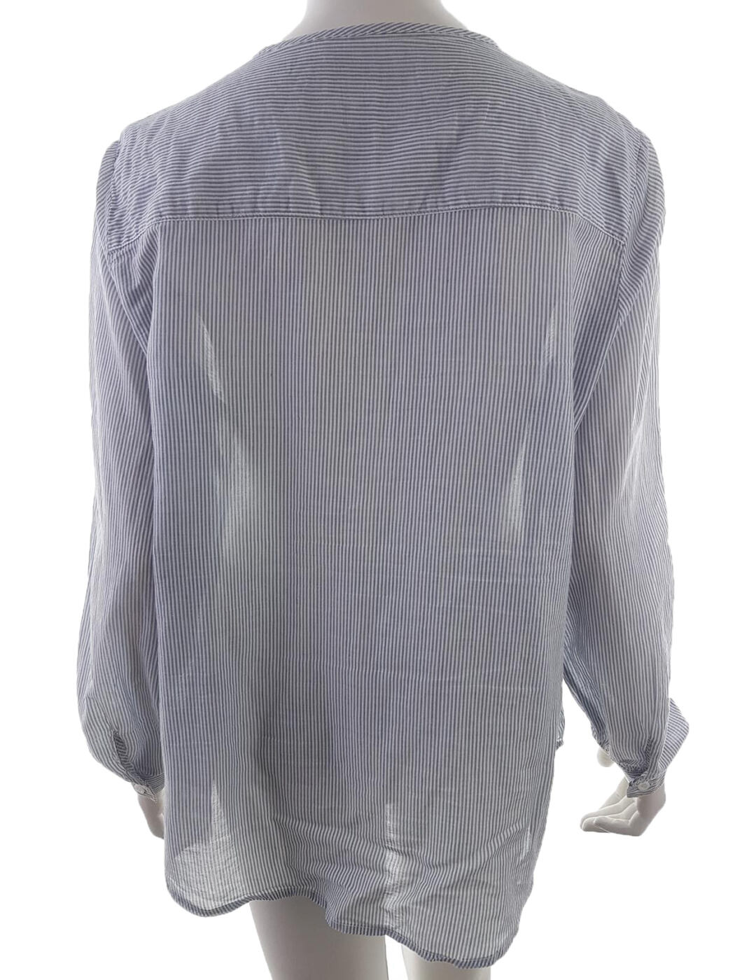 20190717_134509.jpg Carla F Rozmiar 42 Kolor Granatowy Pasy Henley Bluzka Popover Guziki Długi rękaw Materiał Bawełna 100%