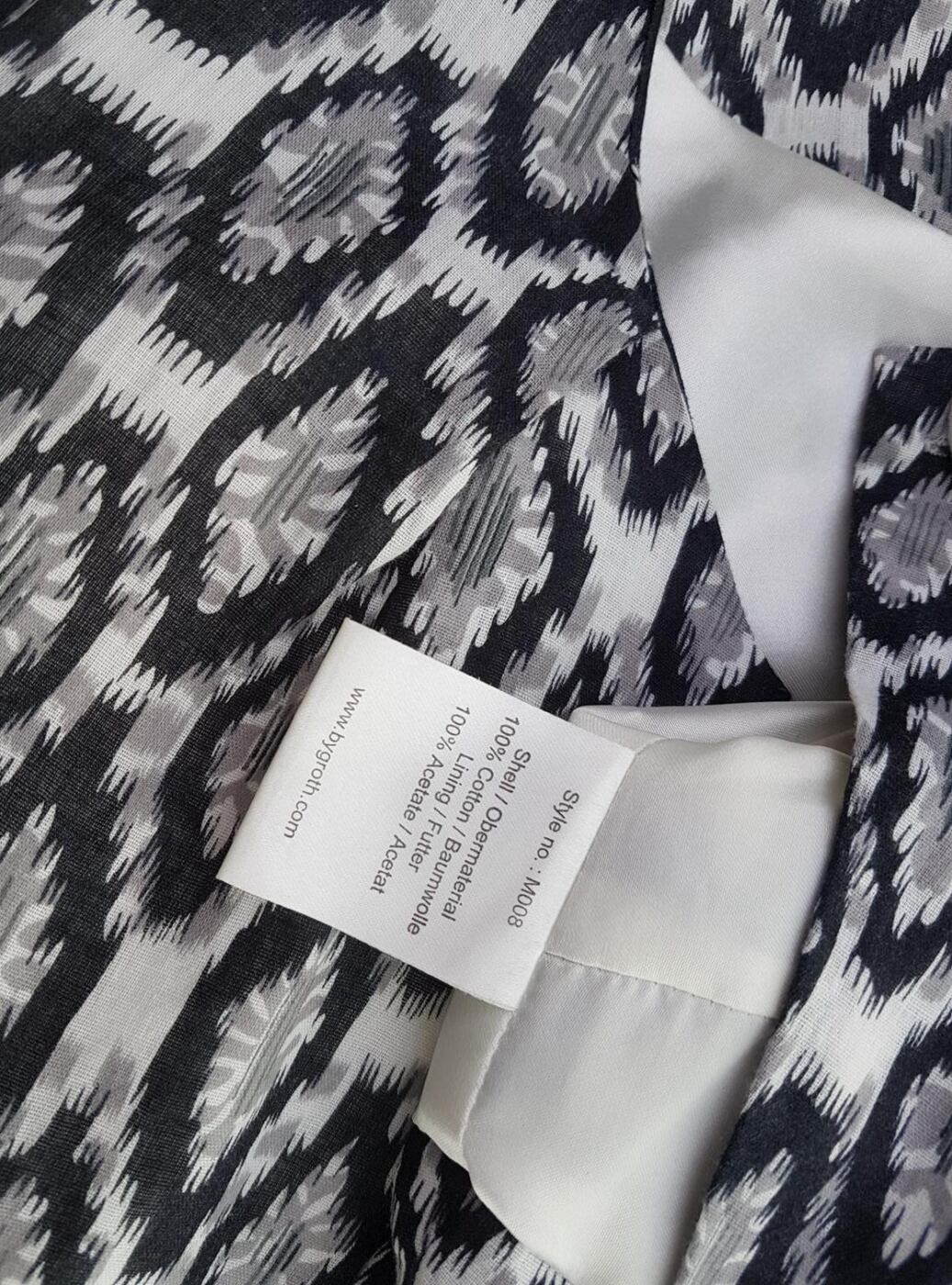 20190719_131341.jpg BY GROTH Rozmiar L Kolor Czarny Okrągły dekolt Bolerko Kardigan Krótki rękaw Materiał Bawełna 100%