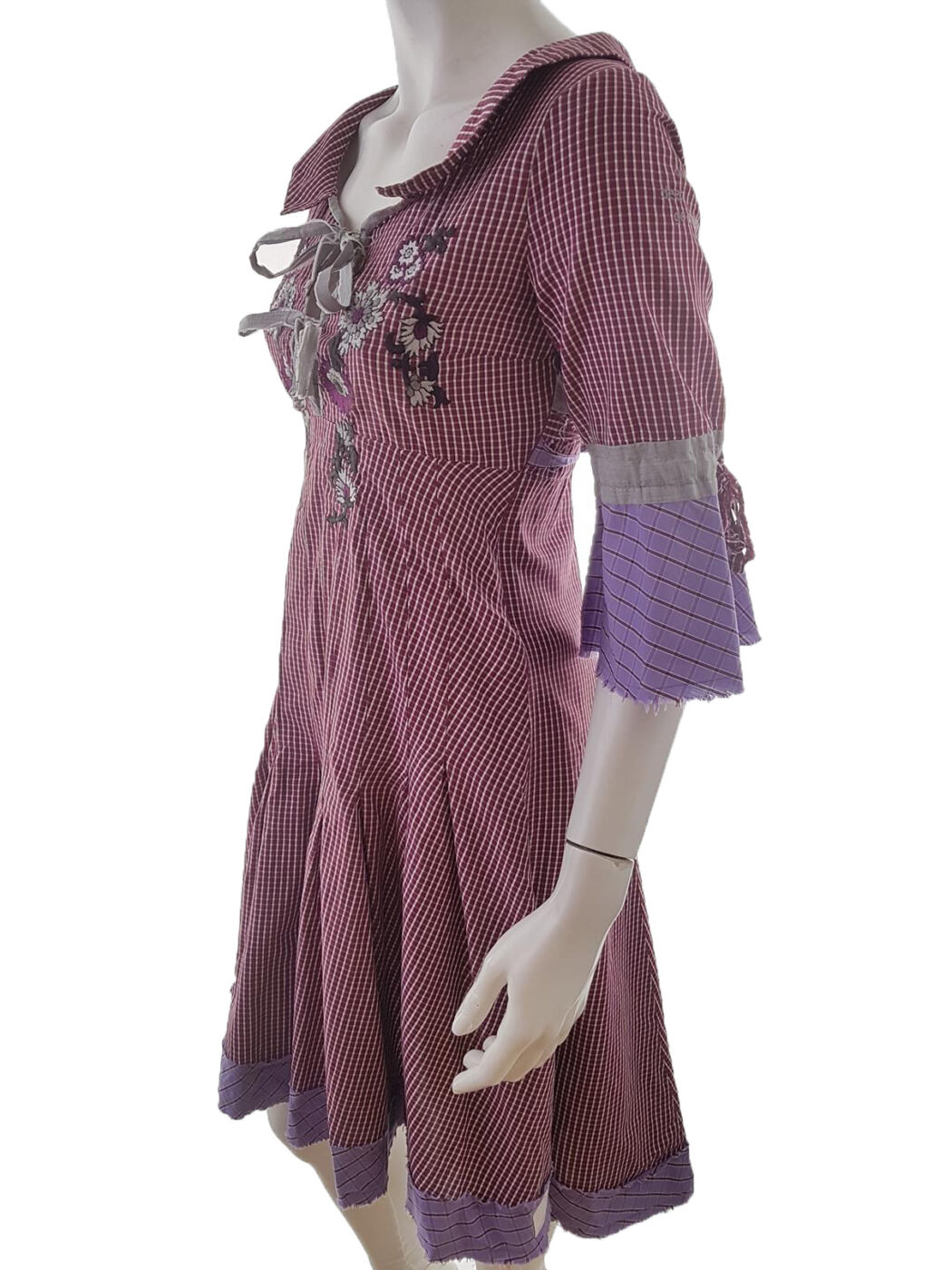 Odd molly Rozmiar S Kolor Bordowy Krata Keyhole Crew Neck Sukienka A-Line Rękaw 3/4 Midi Materiał Bawełna 100% Odd molly Rozmiar S Kolor Bordowy Krata Keyhole Crew Neck Sukienka A-Line Rękaw 3/4 Midi Materiał Bawełna 100%