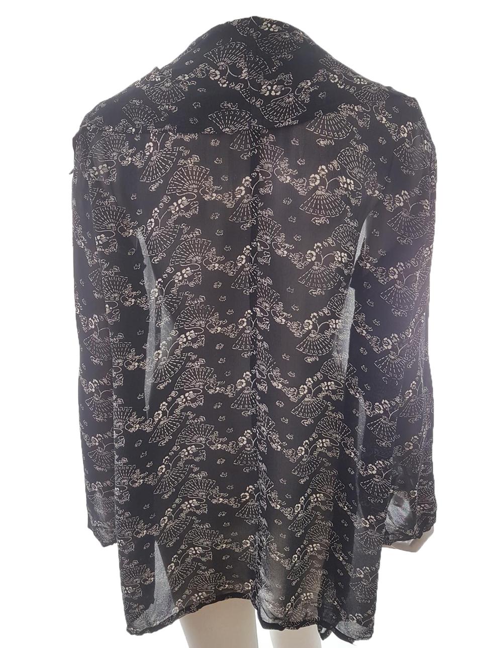 THE MASAI Rozmiar M Kolor Czarny W serek Tunika Bluzka Otwarta Długi rękaw Materiał Wiskoza THE MASAI Rozmiar M Kolor Czarny W serek Tunika Bluzka Otwarta Długi rękaw Materiał Wiskoza