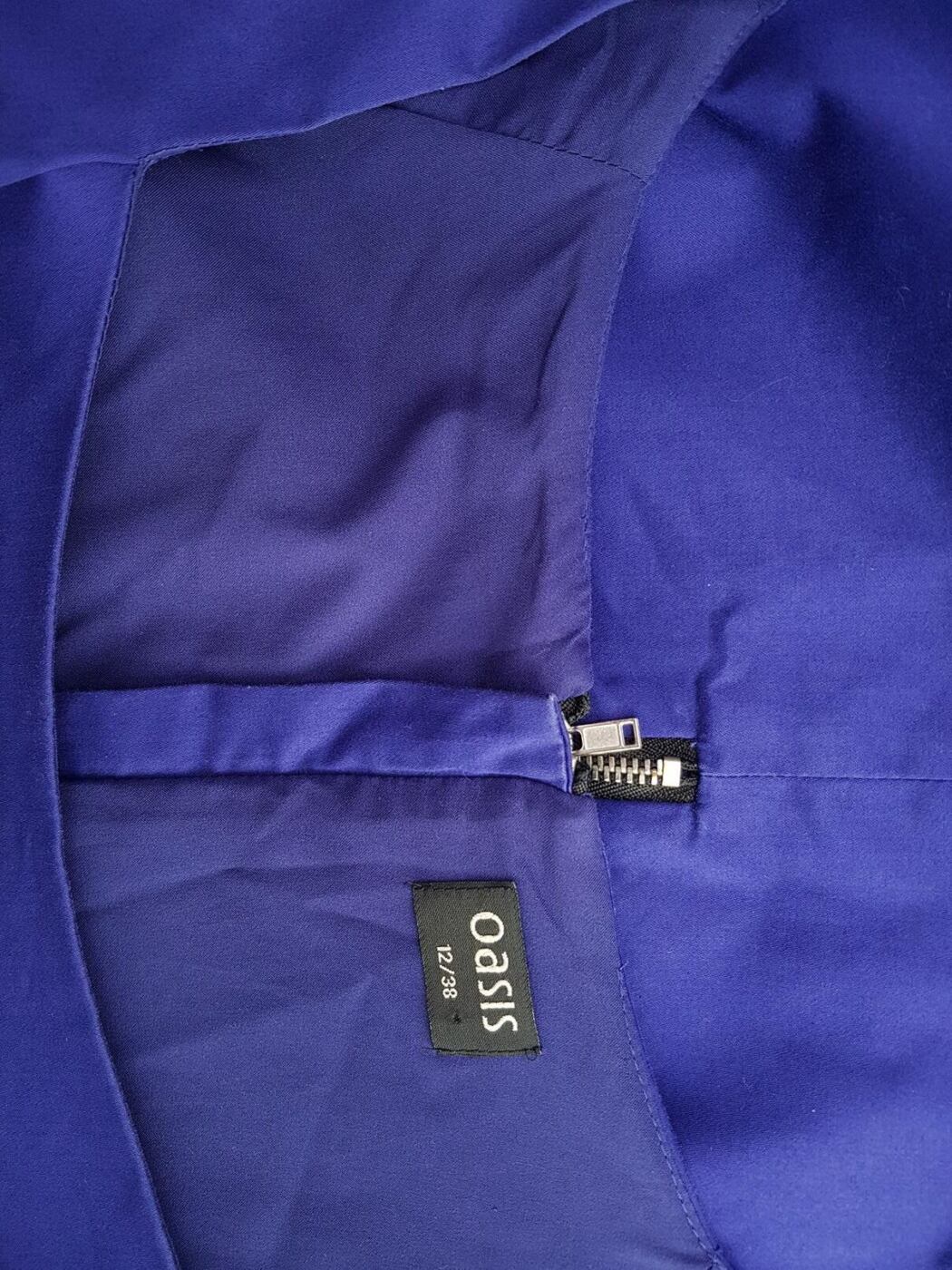 Oasis Rozmiar 38 Kolor Granatowy Kwadratowy dekolt Sukienka Sheath Krótki rękaw Do Kolan Oasis Rozmiar 38 Kolor Granatowy Kwadratowy dekolt Sukienka Sheath Krótki rękaw Do Kolan