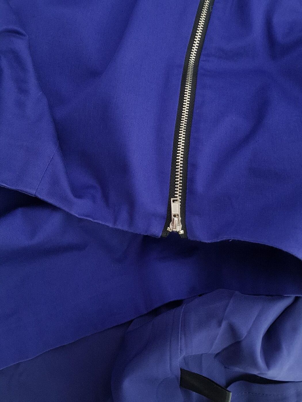 Oasis Rozmiar 38 Kolor Granatowy Kwadratowy dekolt Sukienka Sheath Krótki rękaw Do Kolan Oasis Rozmiar 38 Kolor Granatowy Kwadratowy dekolt Sukienka Sheath Krótki rękaw Do Kolan