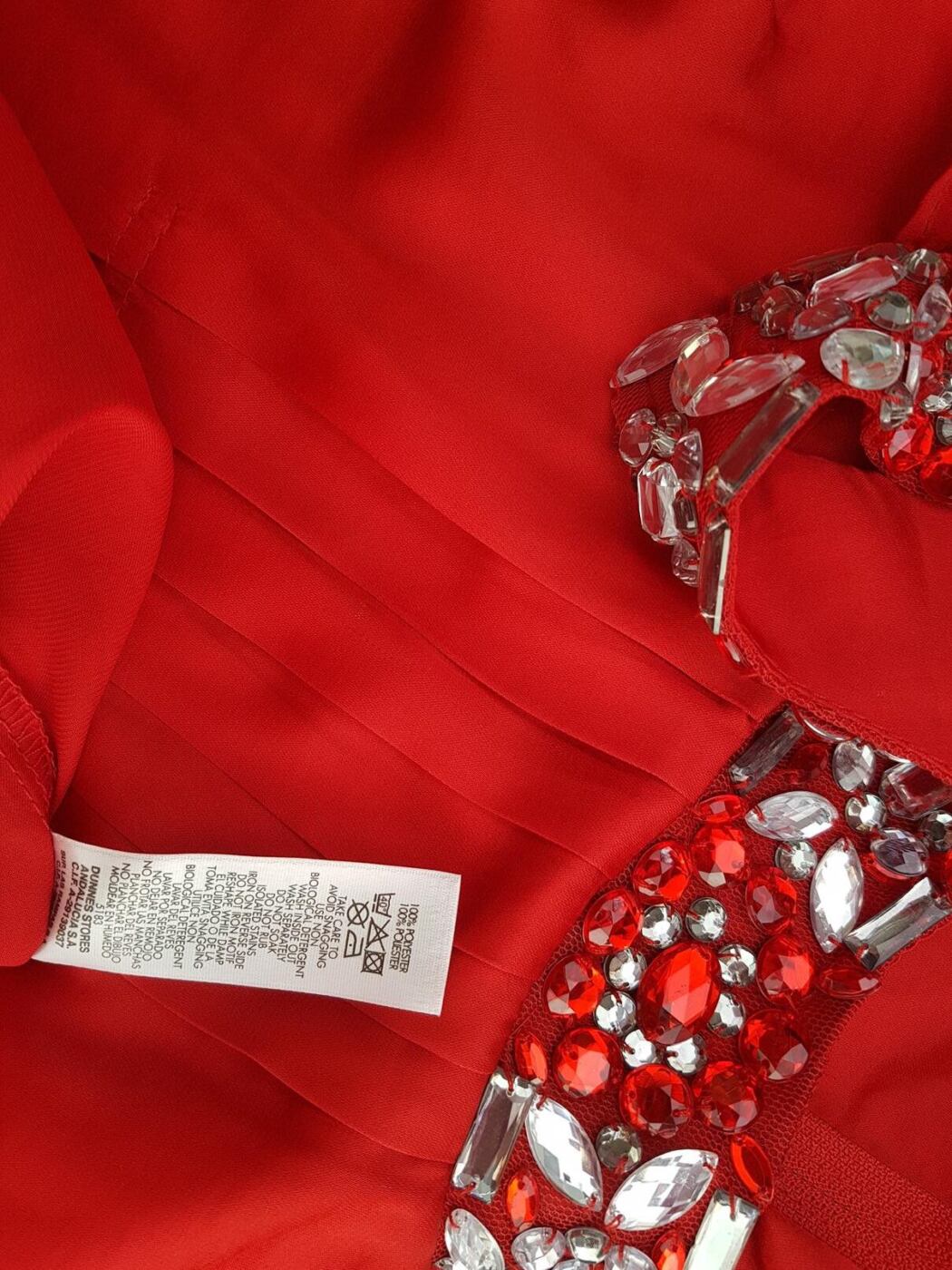 Dunnes Rozmiar 42 Kolor Czerwony Okrągły dekolt Sukienka Mini Bezrękawnik Krótka Dunnes Rozmiar 42 Kolor Czerwony Okrągły dekolt Sukienka Mini Bezrękawnik Krótka