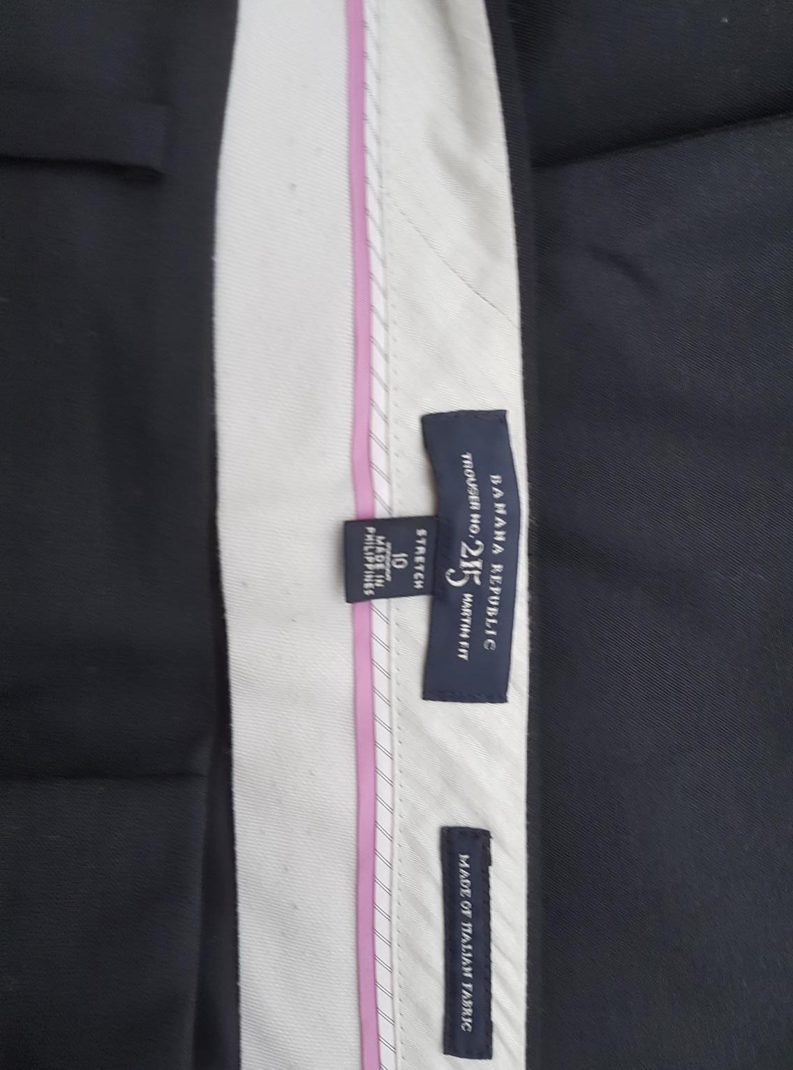 20190730_130750.jpg Banana Republic Rozmiar 10 (38) Kolor Czarny Materiał Dziewicza Wełna