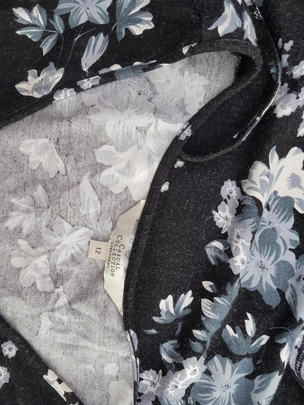 DEBENHAMS Rozmiar 40 Kolor Czarny W serek Sukienka A-Line Rękaw 3/4 Midi Materiał Wiskoza DEBENHAMS Rozmiar 40 Kolor Czarny W serek Sukienka A-Line Rękaw 3/4 Midi Materiał Wiskoza