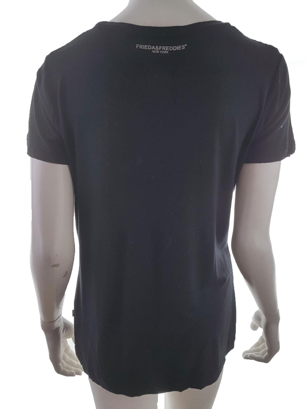 20190802_133417.jpg Rozmiar M Kolor Czarny Okrągły dekolt T-Shirt Krótki rękaw Materiał Wiskoza
