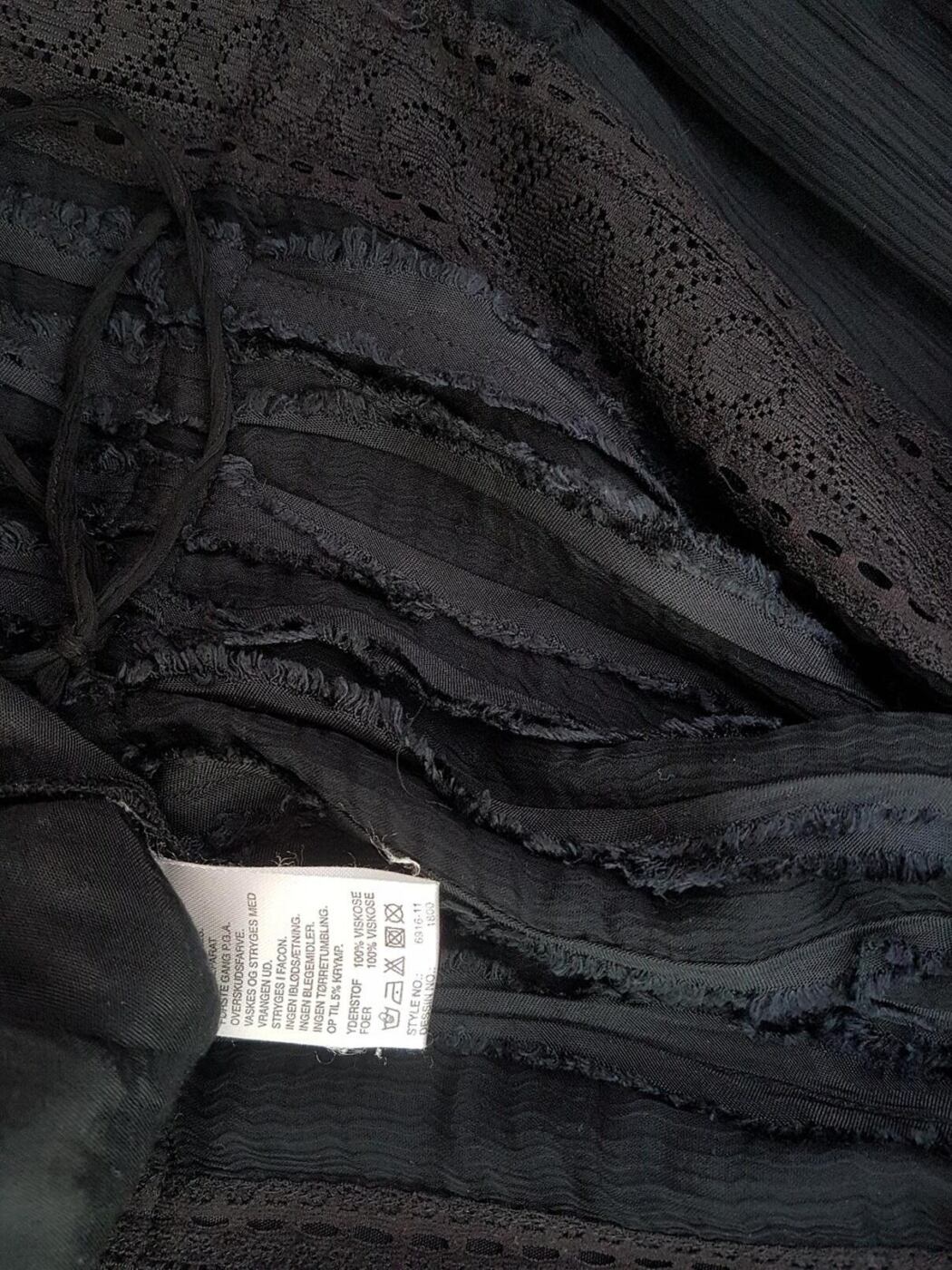 Fransa Rozmiar L Kolor Czarny Dekolt U Sukienka A-Line Bezrękawnik Do Kolan Materiał Wiskoza 100% Fransa Rozmiar L Kolor Czarny Dekolt U Sukienka A-Line Bezrękawnik Do Kolan Materiał Wiskoza 100%