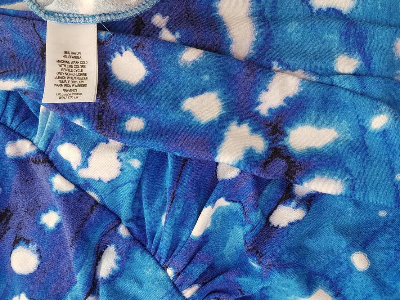 Cynthia Rowley Rozmiar M Kolor Niebieski Odkryte Ramiona Sukienka A-Line Bezrękawnik Do Kolan Materiał Rayon Cynthia Rowley Rozmiar M Kolor Niebieski Odkryte Ramiona Sukienka A-Line Bezrękawnik Do Kolan Materiał Rayon