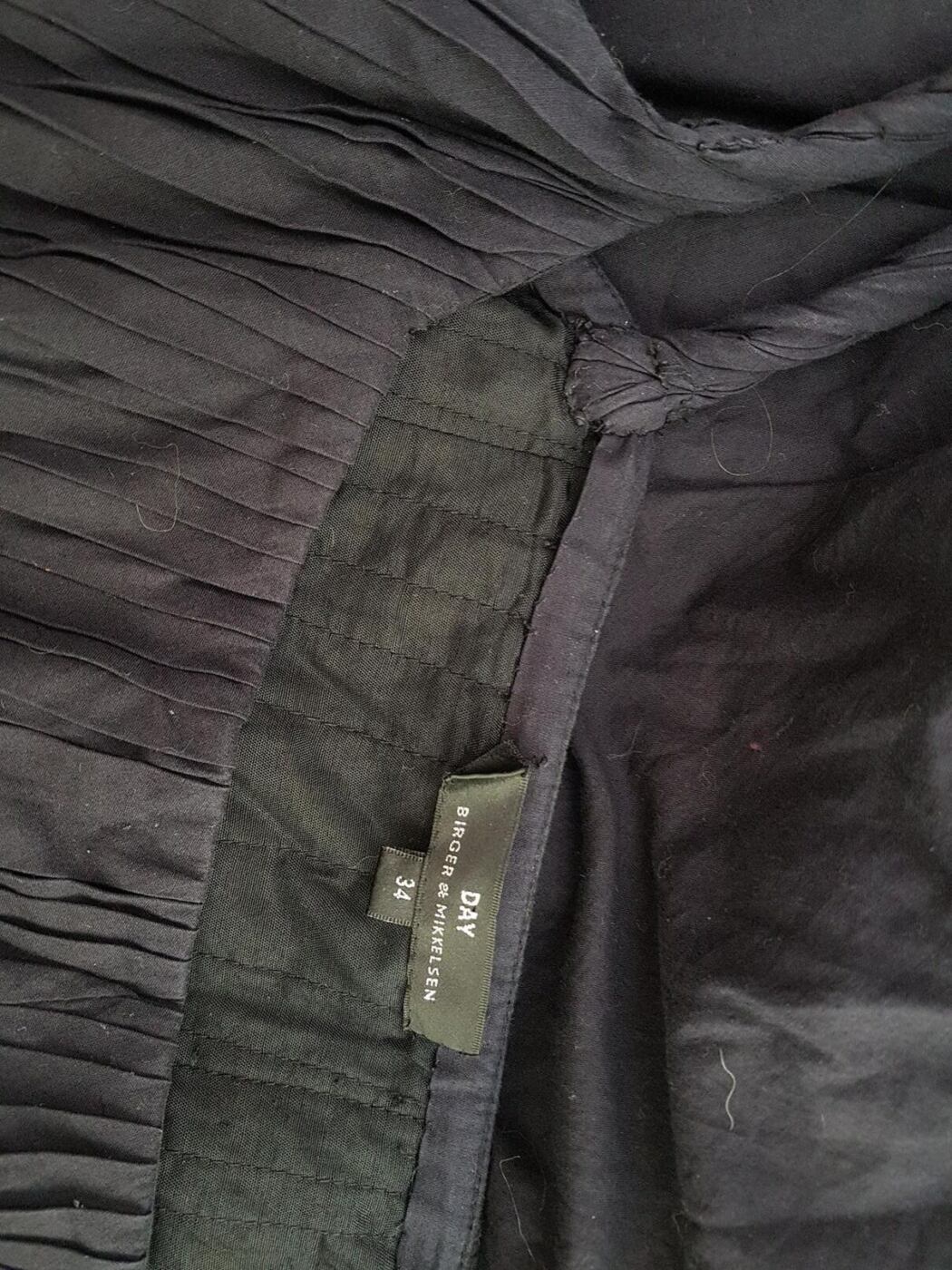 Day Birger Et Mikkelsen Rozmiar 34 Kolor Czarny Kwadratowy dekolt Sukienka A-Line Bezrękawnik Do Kolan Materiał Bawełna 100% Day Birger Et Mikkelsen Rozmiar 34 Kolor Czarny Kwadratowy dekolt Sukienka A-Line Bezrękawnik Do Kolan Materiał Bawełna 100%