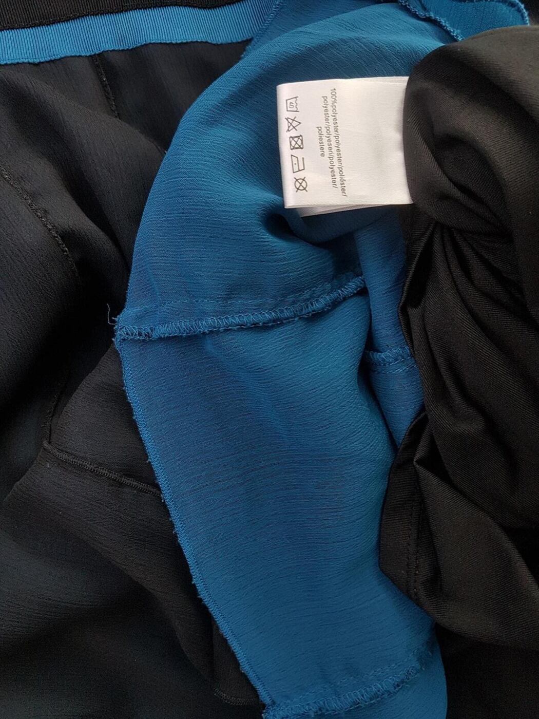 B.YOUNG Rozmiar XL Kolor Czarny Okrągły dekolt Sukienka Sheath Bezrękawnik Do Kolan B.YOUNG Rozmiar XL Kolor Czarny Okrągły dekolt Sukienka Sheath Bezrękawnik Do Kolan