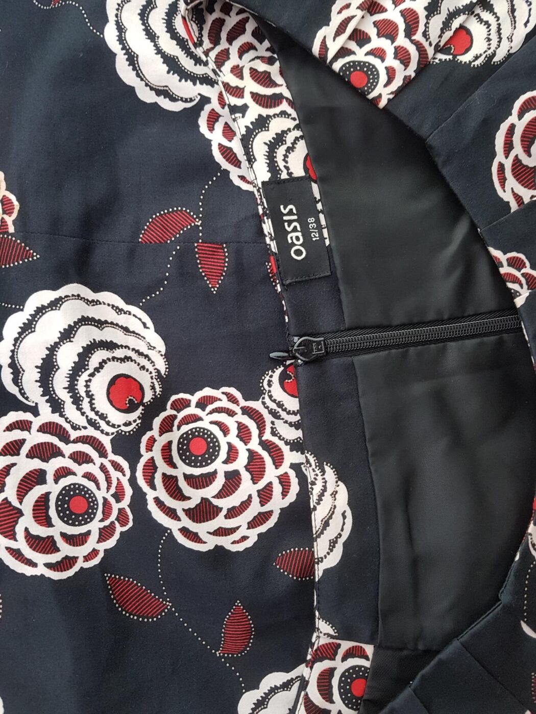 Oasis Rozmiar 38 Kolor Czarny W łódkę Sukienka A-Line Krótki rękaw Do Kolan Oasis Rozmiar 38 Kolor Czarny W łódkę Sukienka A-Line Krótki rękaw Do Kolan