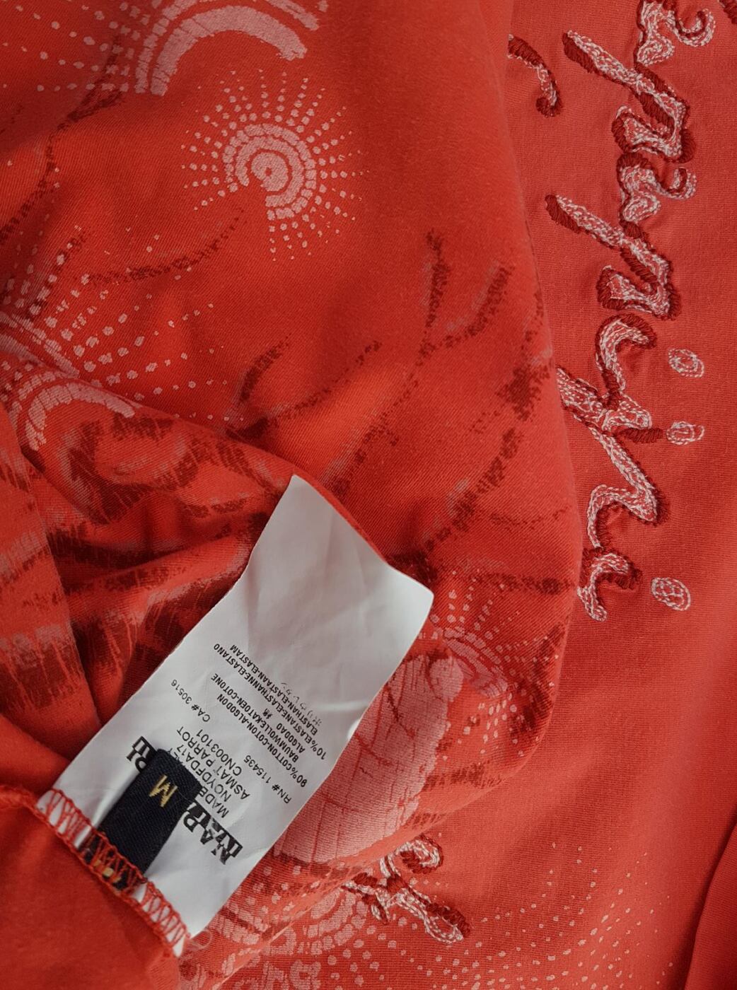 20190814_134105.jpg NAPAPIJRI Rozmiar M Kolor Czerwony W serek T-Shirt Krótki rękaw Materiał Bawełna