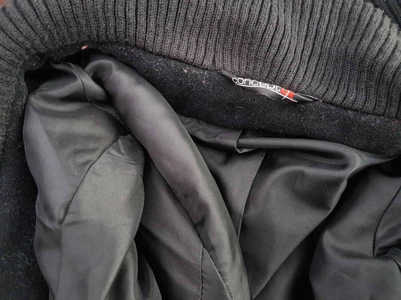 Concept Knitwear Rozmiar 38 Kolor Czarny Płaszcz Długi rękaw Materiał Dziewicza Wełna