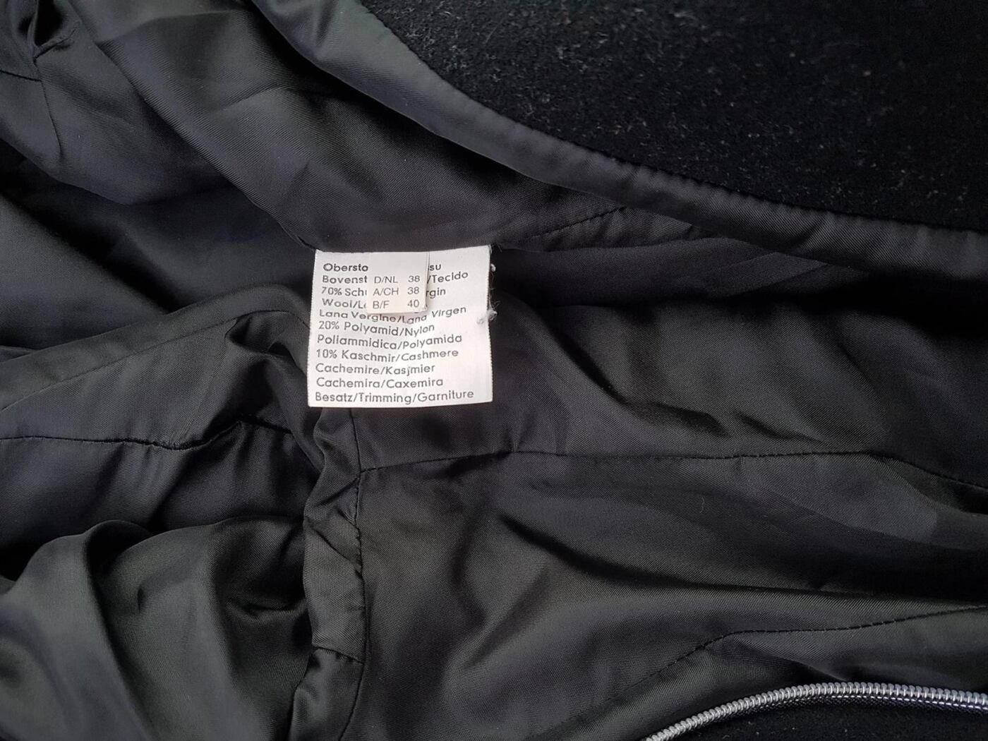 Concept Knitwear Rozmiar 38 Kolor Czarny Płaszcz Długi rękaw Materiał Dziewicza Wełna