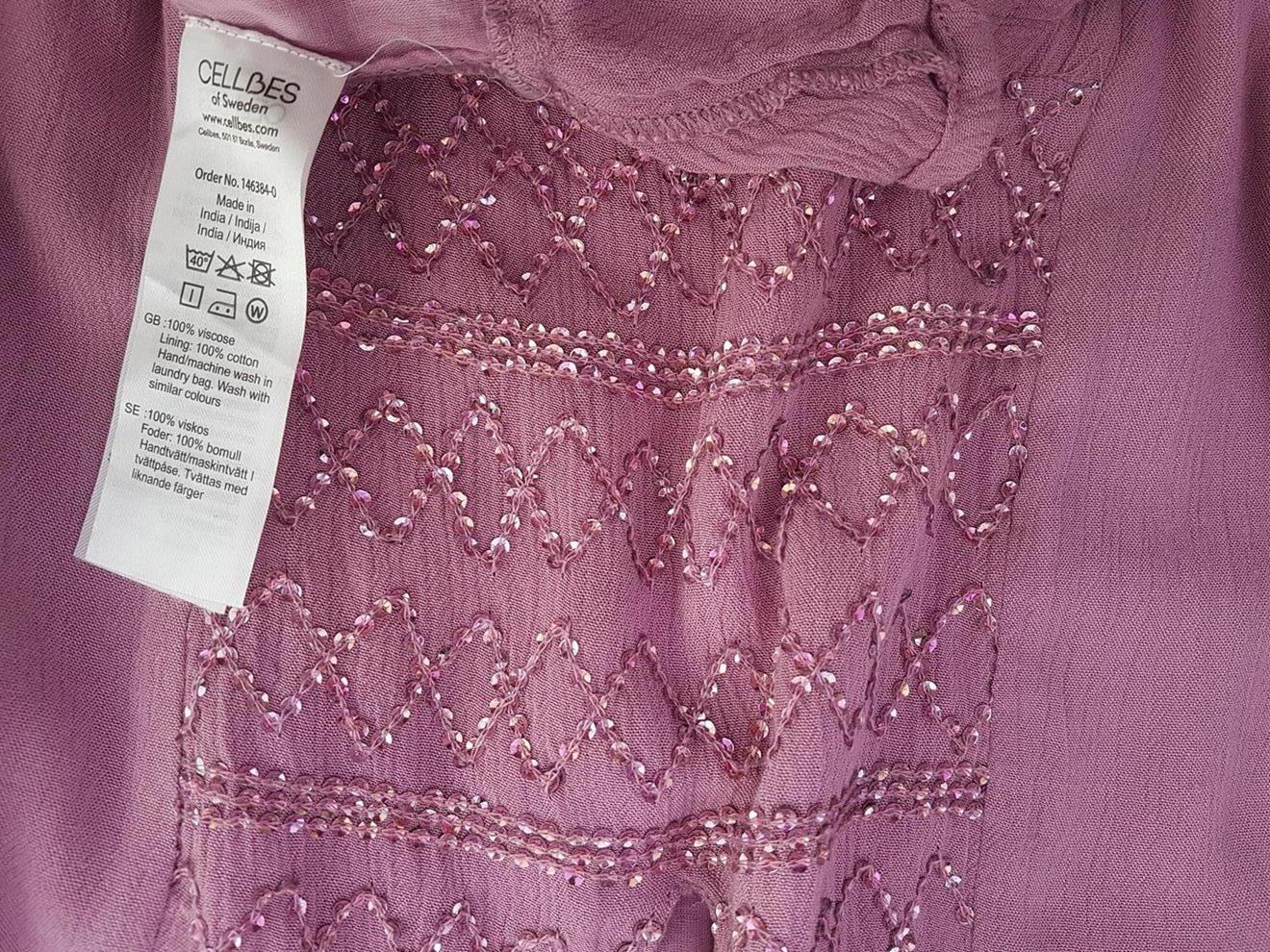 CELLBES Rozmiar 42/44 Kolor Różowy Okrągły dekolt Sukienka Prostokątna Rękaw 3/4 Do Kolan Materiał Wiskoza 100% CELLBES Rozmiar 42/44 Kolor Różowy Okrągły dekolt Sukienka Prostokątna Rękaw 3/4 Do Kolan Materiał Wiskoza 100%
