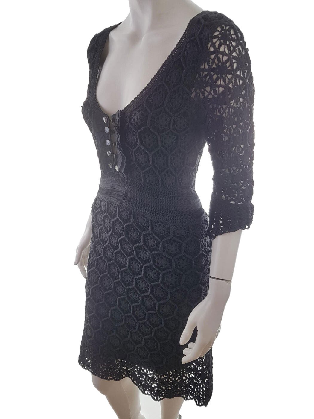 KAREN MILLEN Rozmiar 2(S) Kolor Czarny Dekolt U Sukienka Sweterkowa Rękaw 3/4 Midi Materiał Wiskoza KAREN MILLEN Rozmiar 2(S) Kolor Czarny Dekolt U Sukienka Sweterkowa Rękaw 3/4 Midi Materiał Wiskoza