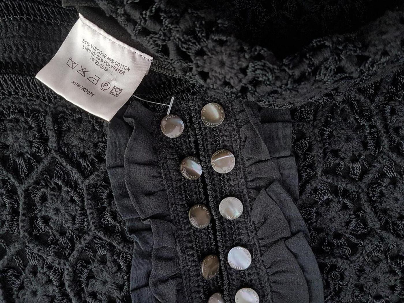 KAREN MILLEN Rozmiar 2(S) Kolor Czarny Dekolt U Sukienka Sweterkowa Rękaw 3/4 Midi Materiał Wiskoza KAREN MILLEN Rozmiar 2(S) Kolor Czarny Dekolt U Sukienka Sweterkowa Rękaw 3/4 Midi Materiał Wiskoza