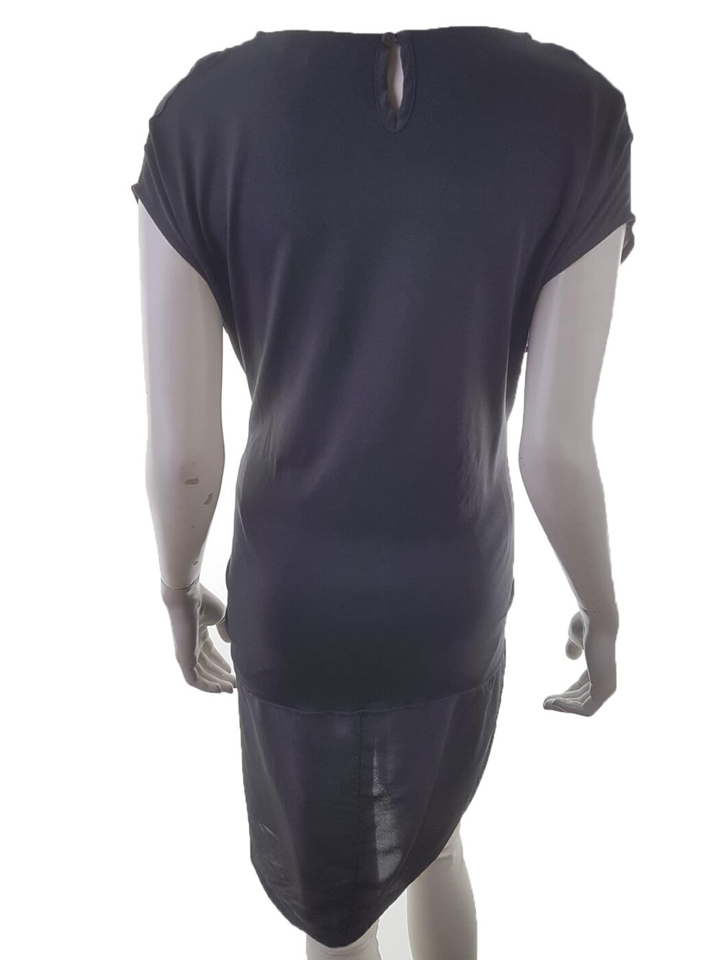 T-shirt Rozmiar S Kolor Czarny Dekolt U Sukienka Sheath Krótki rękaw Do Kolan Materiał Jedwab 100% T-shirt Rozmiar S Kolor Czarny Dekolt U Sukienka Sheath Krótki rękaw Do Kolan Materiał Jedwab 100%