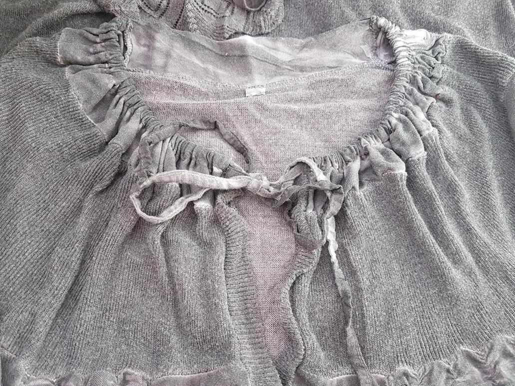 Vintage Rozmiar 44 Kolor Brązowy Okrągły dekolt Tunika Bluzka Długi rękaw Materiał Wiskoza Vintage Rozmiar 44 Kolor Brązowy Okrągły dekolt Tunika Bluzka Długi rękaw Materiał Wiskoza