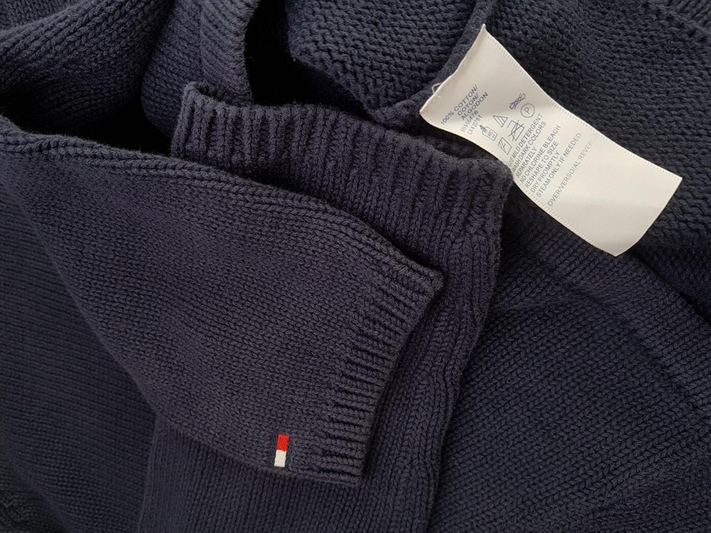 20190829_153150.jpg Tommy hilfiger Rozmiar S Kolor Granatowy Crew Neck Sweter Długi rękaw Materiał Bawełna 100% Cienka dzianina