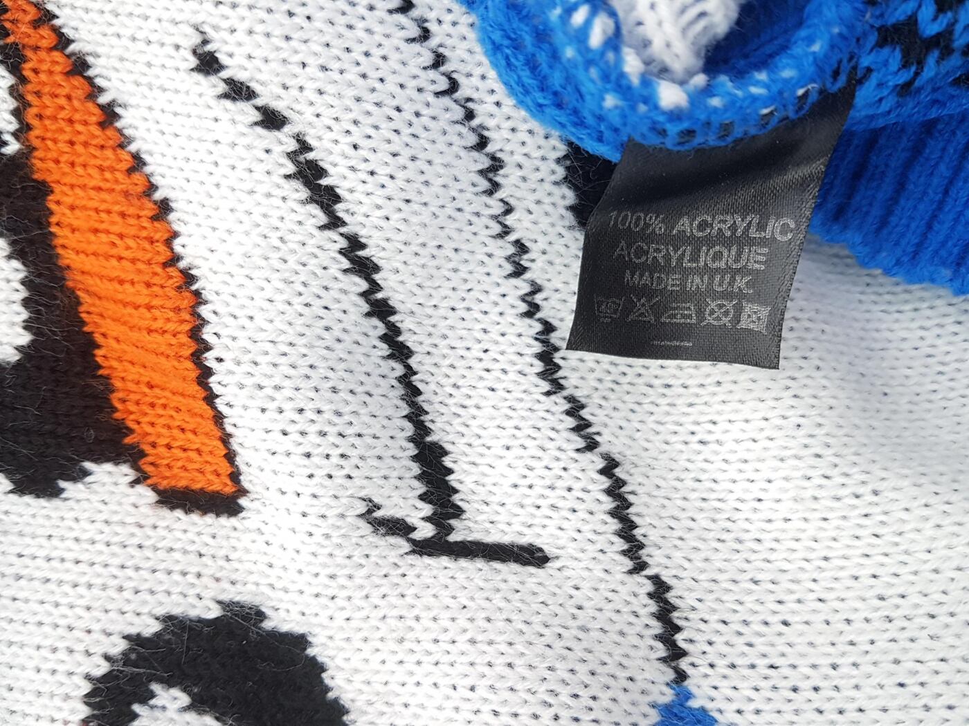 20191113_150448.jpg Merry Christmas Rozmiar XS Kolor Niebieski Crew Neck Sweter Świąteczny Gwiazdka Długi rękaw Materiał Akryl Gruba dzianina