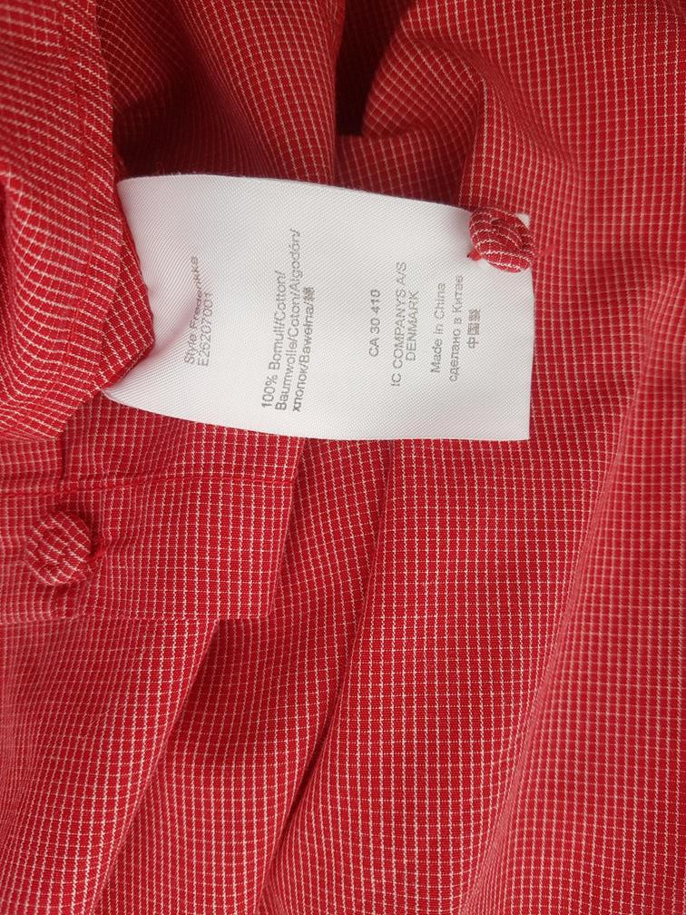 20191114_152251.jpg Part two Rozmiar 14 (40) Kolor Czerwony Okrągły dekolt Bluzka Popover Guziki Krótki rękaw Materiał Bawełna 100%
