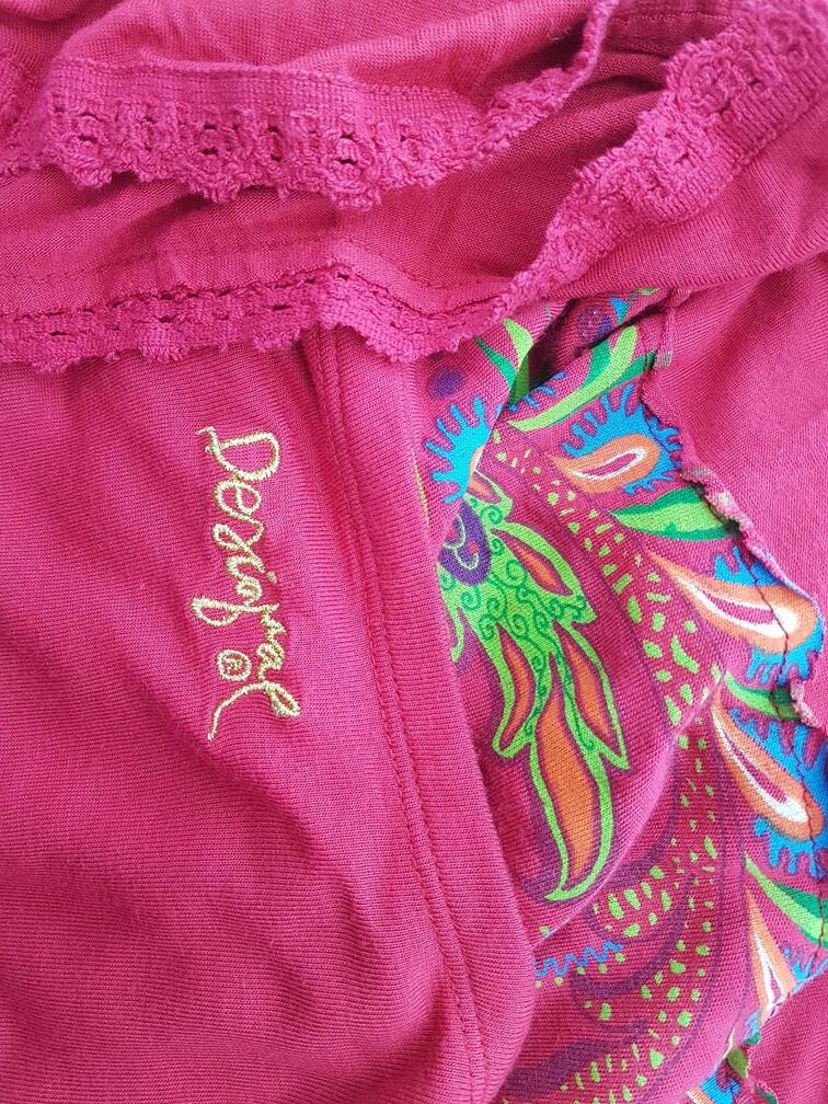 DESIGUAL Rozmiar XS Kolor Czerwony W łódkę Sukienka Sweterkowa Długi rękaw Do Kolan DESIGUAL Rozmiar XS Kolor Czerwony W łódkę Sukienka Sweterkowa Długi rękaw Do Kolan