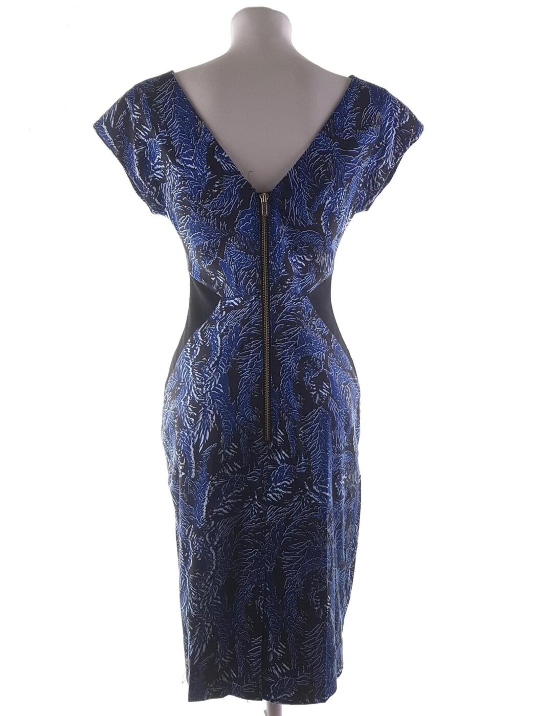 Matthew Williamson Lindex Rozmiar 34 Kolor Niebieski W łódkę Sukienka Bodycon Krótki rękaw Do Kolan Materiał Bawełna Matthew Williamson Lindex Rozmiar 34 Kolor Niebieski W łódkę Sukienka Bodycon Krótki rękaw Do Kolan Materiał Bawełna