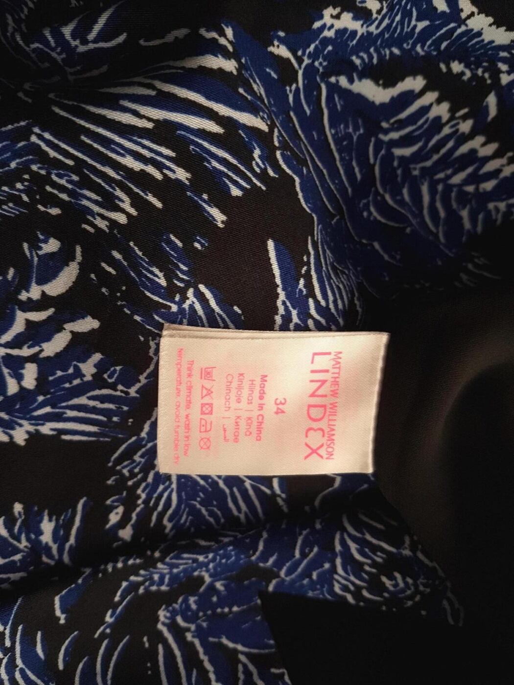 Matthew Williamson Lindex Rozmiar 34 Kolor Niebieski W łódkę Sukienka Bodycon Krótki rękaw Do Kolan Materiał Bawełna Matthew Williamson Lindex Rozmiar 34 Kolor Niebieski W łódkę Sukienka Bodycon Krótki rękaw Do Kolan Materiał Bawełna