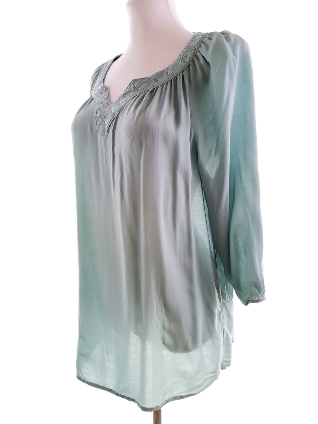 Soyaconcept Rozmiar L Kolor Niebieski Split Crew Neck Tunika Bluzka Rękaw 3/4 Materiał Wiskoza 100% Soyaconcept Rozmiar L Kolor Niebieski Split Crew Neck Tunika Bluzka Rękaw 3/4 Materiał Wiskoza 100%