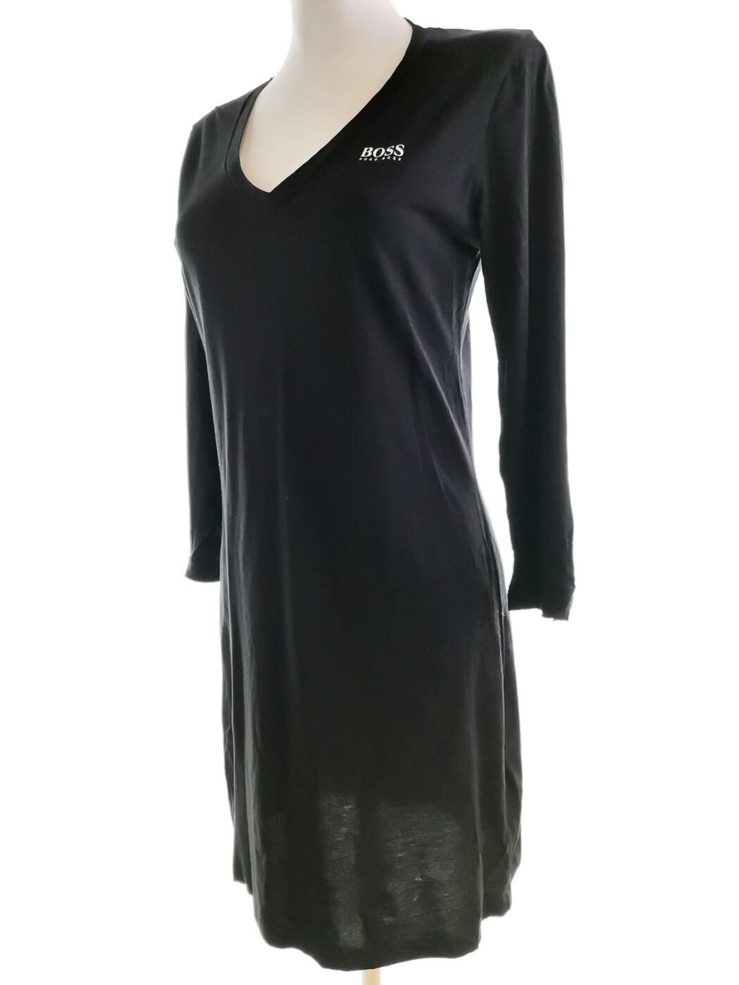 Hugo Boss Rozmiar M Kolor Czarny W serek Sukienka Bodycon Rękaw 3/4 Do Kolan Materiał Modal Hugo Boss Rozmiar M Kolor Czarny W serek Sukienka Bodycon Rękaw 3/4 Do Kolan Materiał Modal