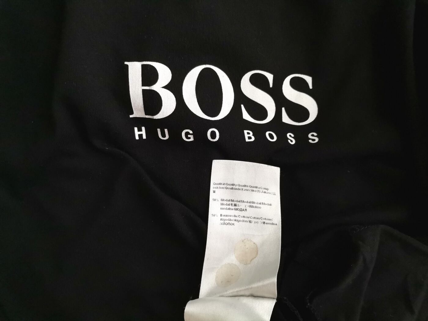 Hugo Boss Rozmiar M Kolor Czarny W serek Sukienka Bodycon Rękaw 3/4 Do Kolan Materiał Modal Hugo Boss Rozmiar M Kolor Czarny W serek Sukienka Bodycon Rękaw 3/4 Do Kolan Materiał Modal