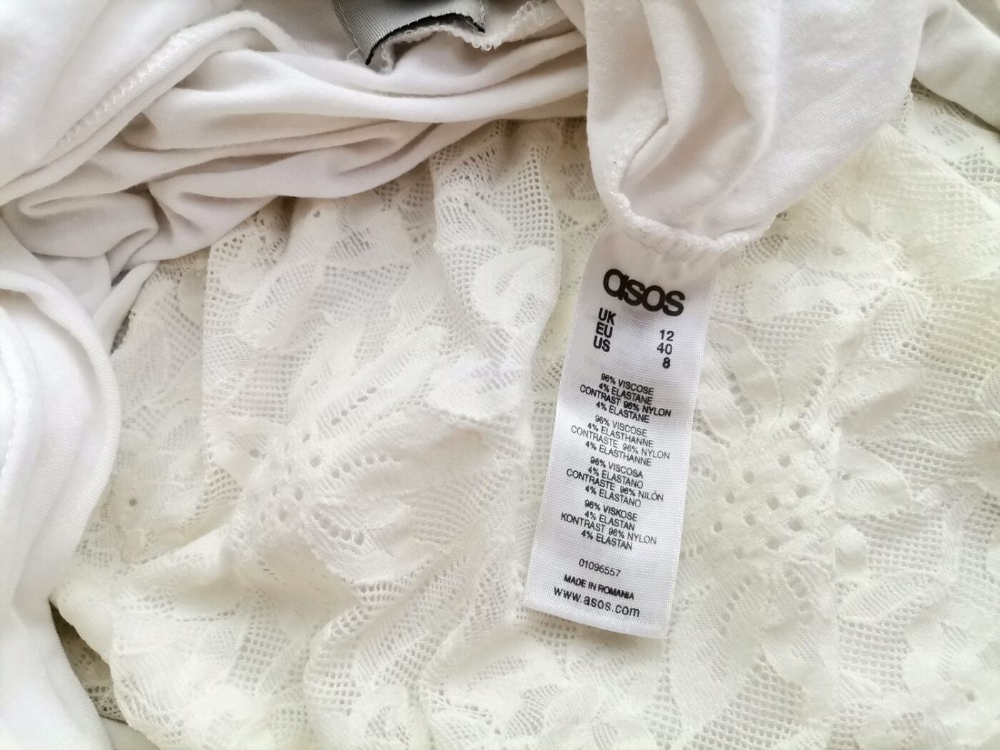 ASOS Rozmiar 12 (40) Kolor Biały Okrągły dekolt Sukienka Mini Bezrękawnik Krótka Materiał Wiskoza