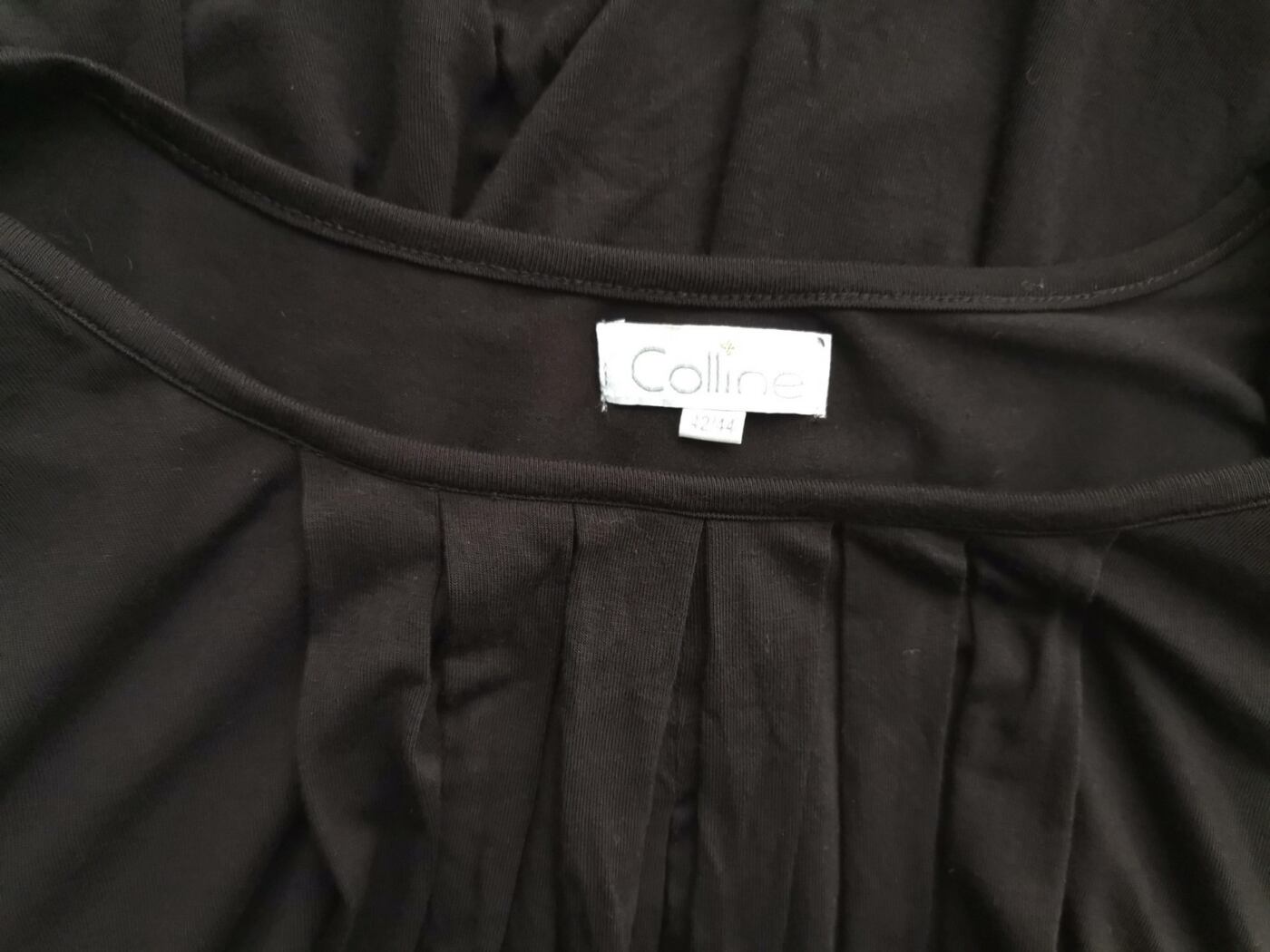 Colline Rozmiar 42/44 Kolor Czarny Okrągły dekolt Sukienka Blouson Krótki rękaw Midi Materiał Wiskoza Colline Rozmiar 42/44 Kolor Czarny Okrągły dekolt Sukienka Blouson Krótki rękaw Midi Materiał Wiskoza