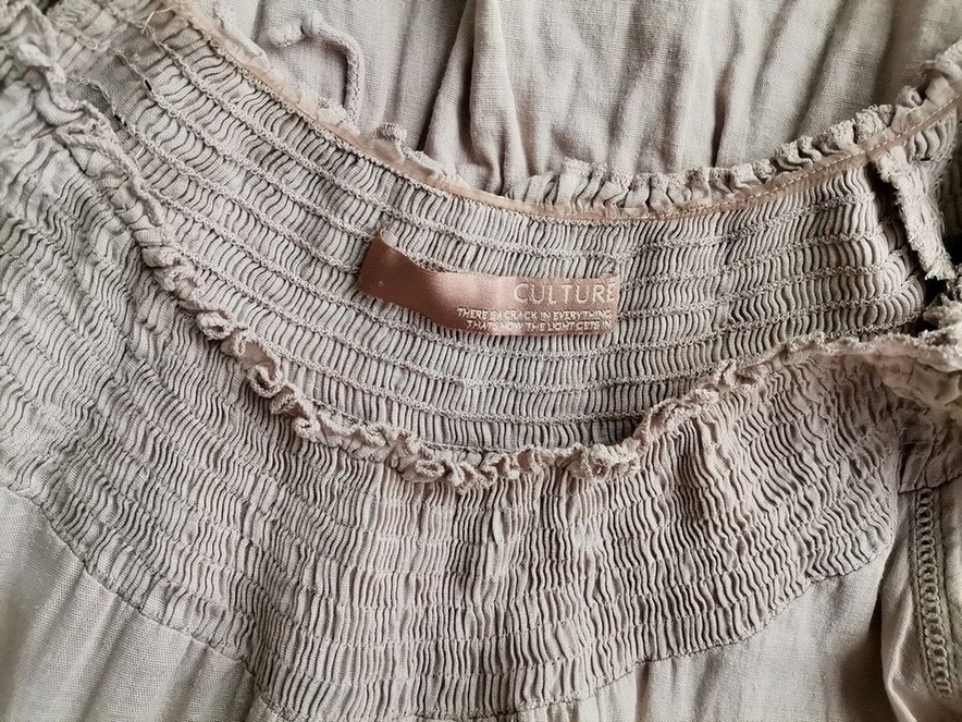 Culture Rozmiar S Kolor Beżowy Dekolt U Sukienka A-Line Rękaw 3/4 Do Kolan Materiał Bawełna 100%