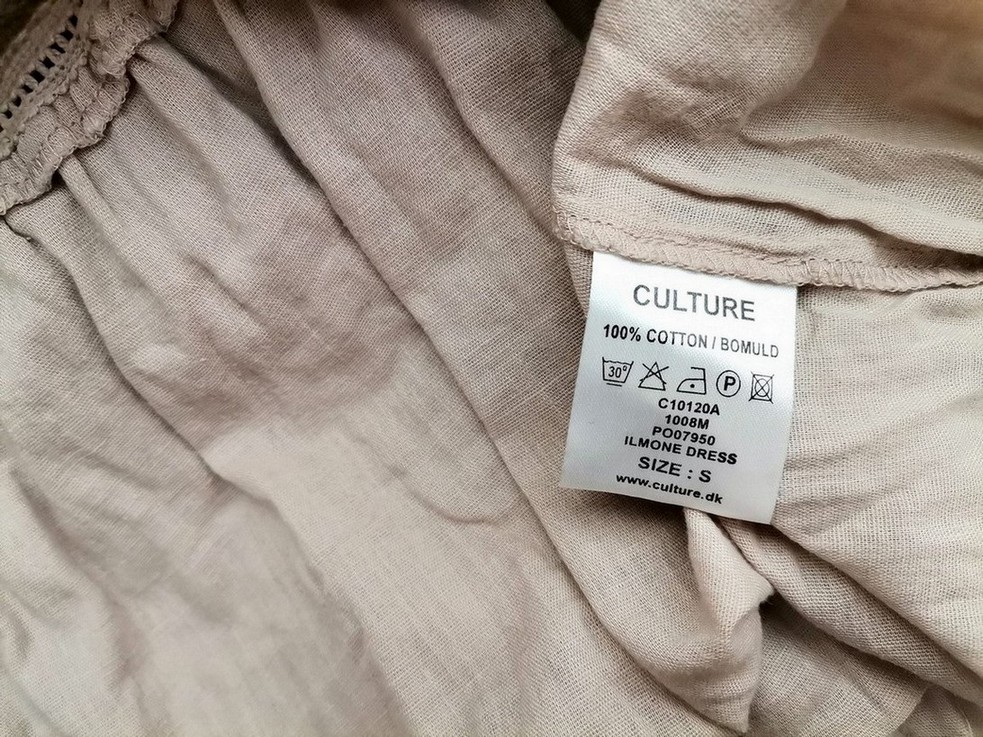 Culture Rozmiar S Kolor Beżowy Dekolt U Sukienka A-Line Rękaw 3/4 Do Kolan Materiał Bawełna 100%