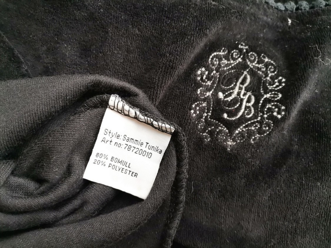 Rosebud Rozmiar S Kolor Czarny W serek Sukienka Mini Rękaw 3/4 Krótka Materiał Bawełna Rosebud Rozmiar S Kolor Czarny W serek Sukienka Mini Rękaw 3/4 Krótka Materiał Bawełna