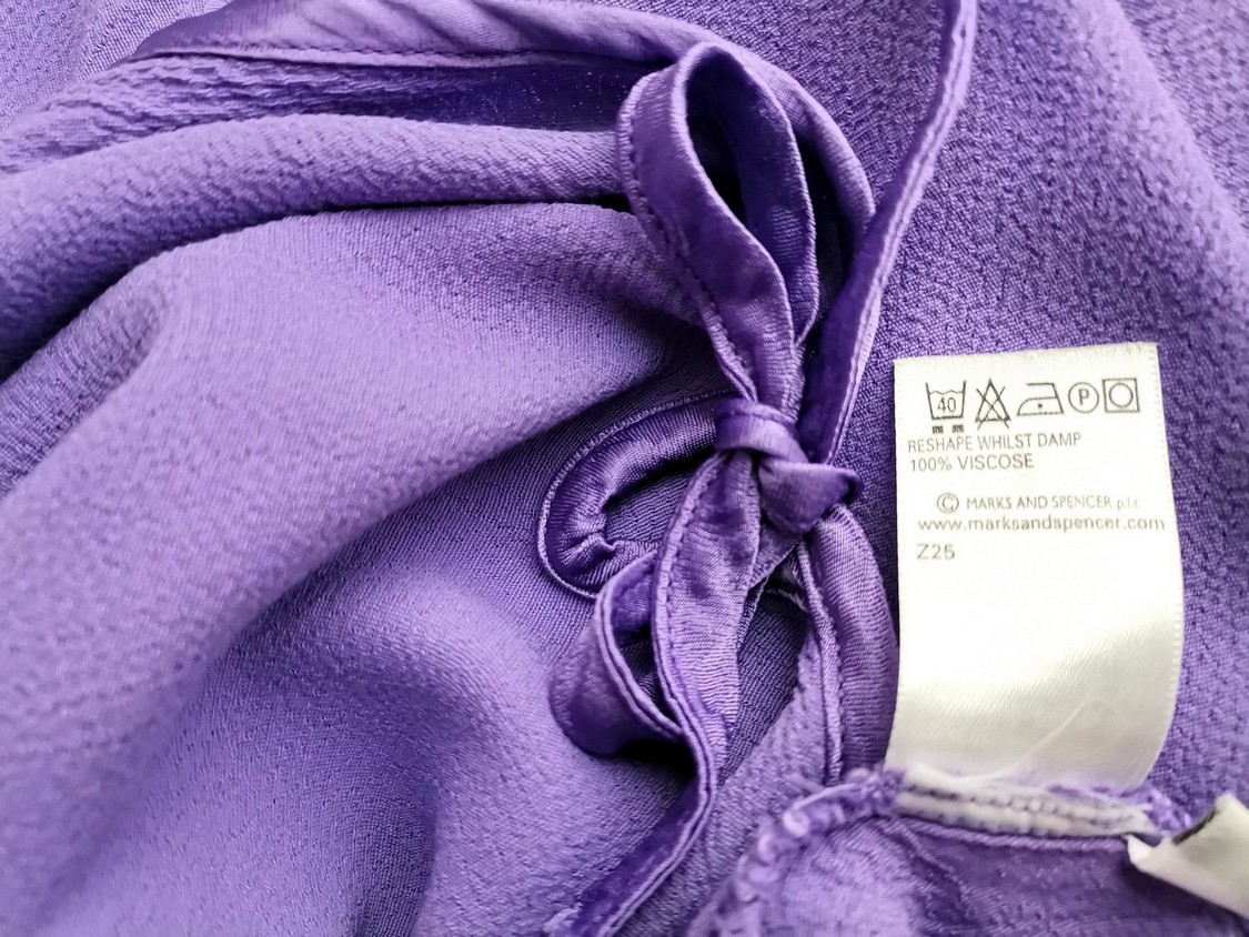 Marks&spencer Rozmiar 16 (44) Kolor Lawendowy W serek Sukienka Maxi Krótki rękaw Długa Materiał Wiskoza 100% Marks&spencer Rozmiar 16 (44) Kolor Lawendowy W serek Sukienka Maxi Krótki rękaw Długa Materiał Wiskoza 100%