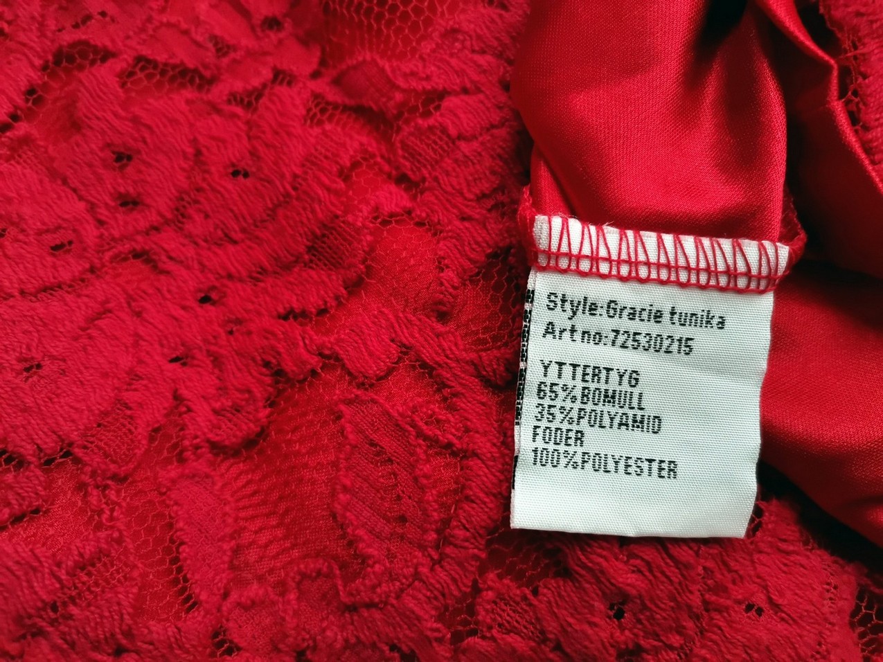 Rosebud Rozmiar XS Kolor Czerwony Okrągły dekolt Sukienka Sweterkowa Rękaw 3/4 Do Kolan Materiał Bawełna