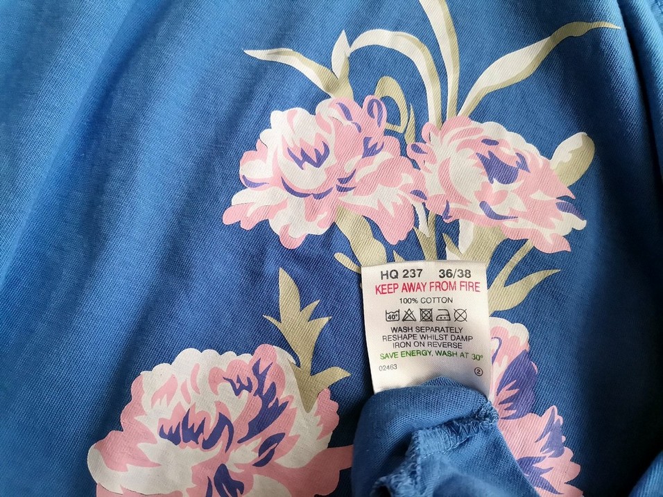 Vintage Rozmiar 36/38 (56+) Kolor Niebieski W serek Sukienka Maxi Rękaw 3/4 Długa Materiał Bawełna 100% Vintage Rozmiar 36/38 (56+) Kolor Niebieski W serek Sukienka Maxi Rękaw 3/4 Długa Materiał Bawełna 100%