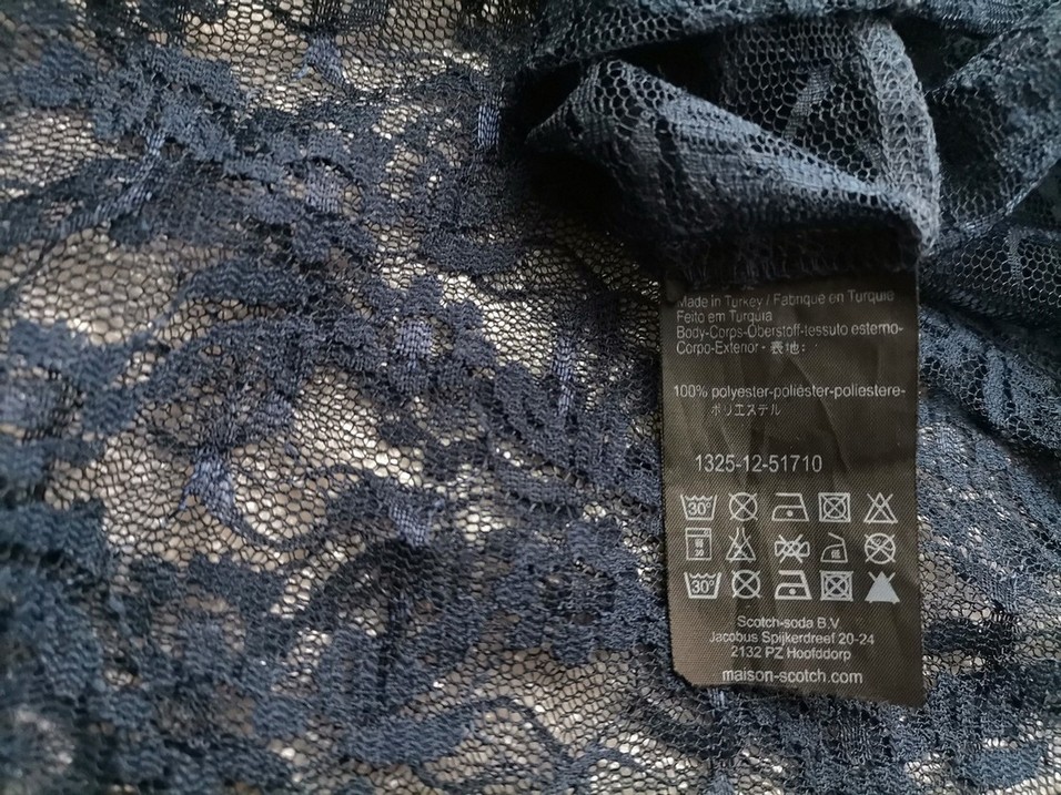IMG_20201005_150329.jpg Maison scotch Rozmiar 4 (34/36) Kolor Granatowy Okrągły dekolt Bluzka Bezrękawnik
