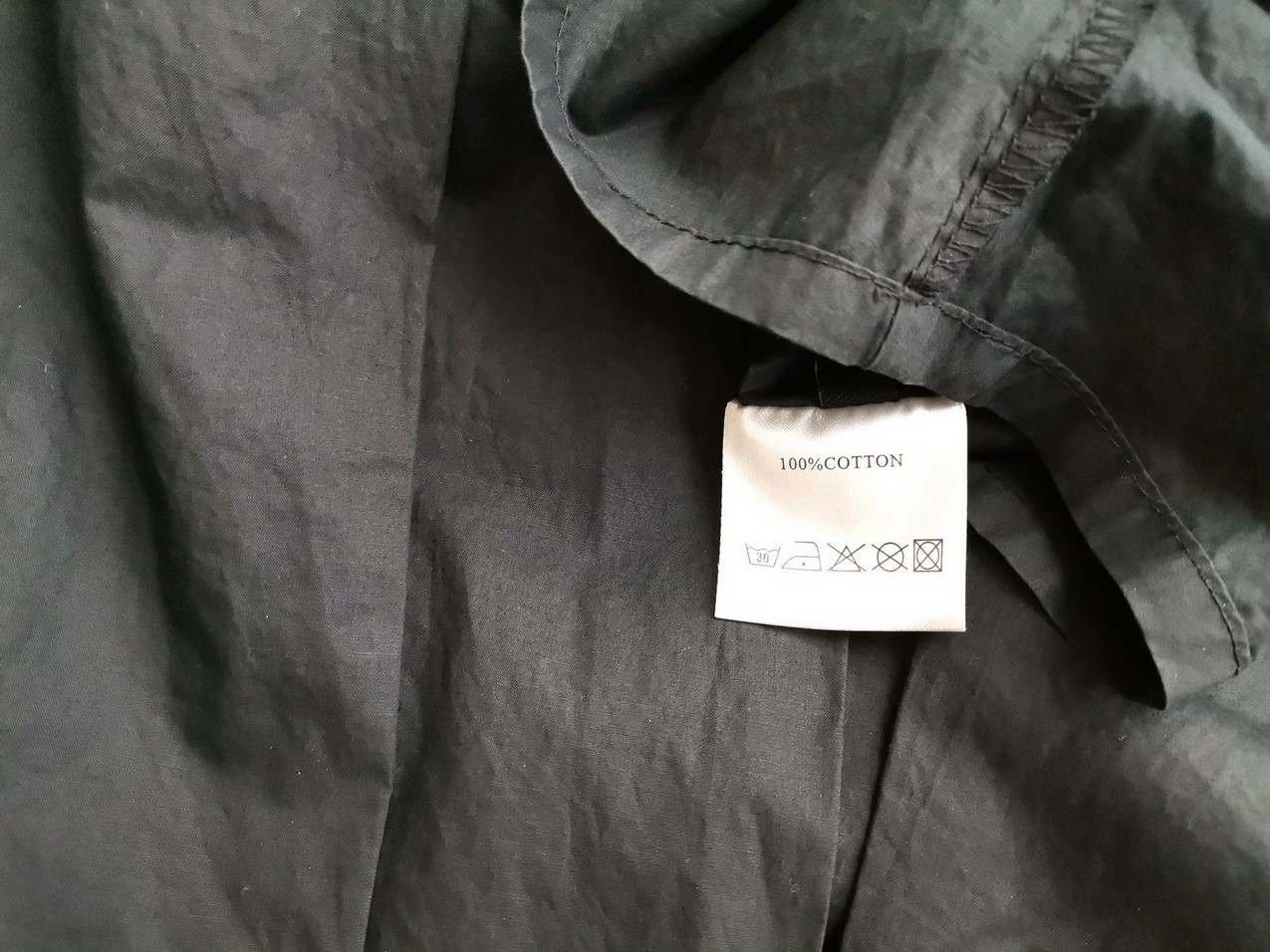 Whiite Rozmiar 38 Kolor Szmaragdowy W serek Sukienka A-Line Bezrękawnik Midi Materiał Bawełna 100% Whiite Rozmiar 38 Kolor Szmaragdowy W serek Sukienka A-Line Bezrękawnik Midi Materiał Bawełna 100%